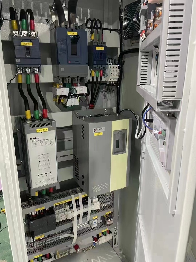 关于间歇性事情的负载，，，怎样选择合适的电力调解器以提高其使用寿命？？？