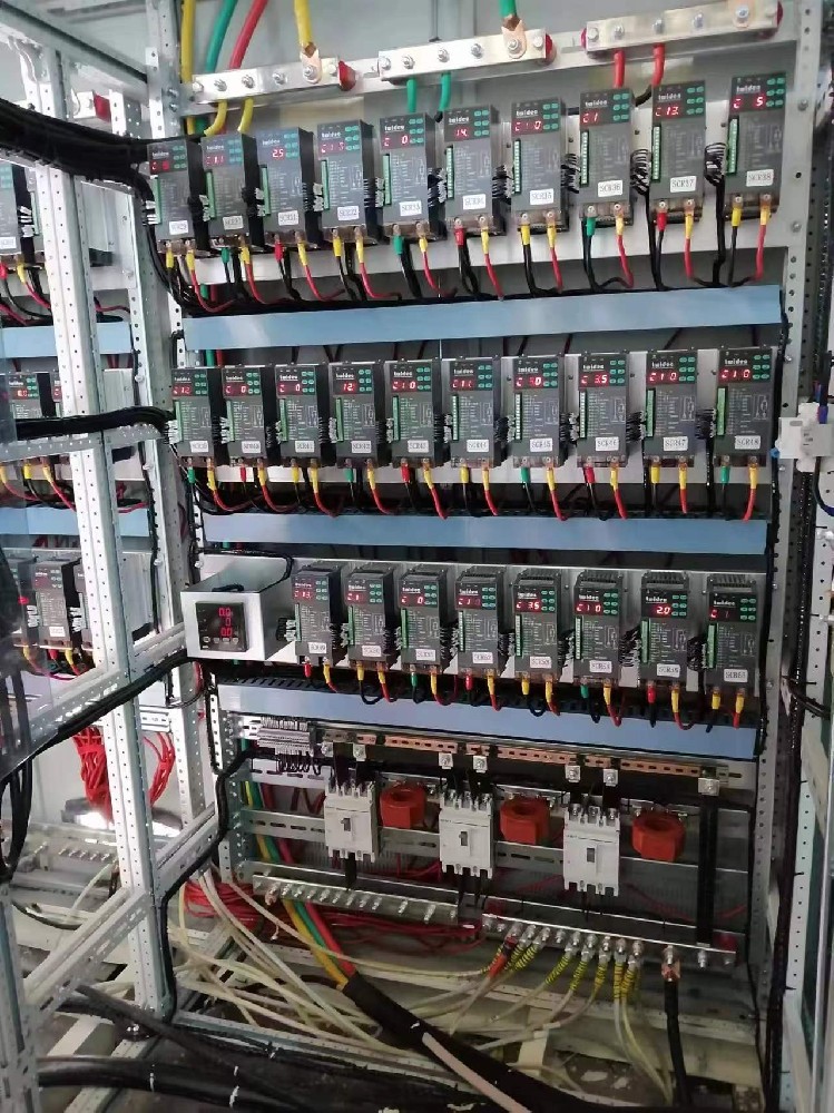 ±0.1℃温控精度！！！中国锂电池怎样实现手艺突围与工业领航